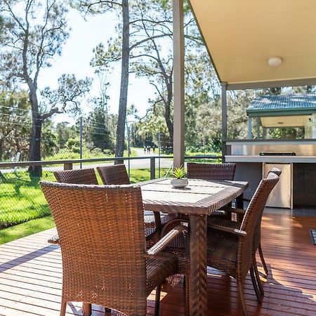 Holiday Haven Culburra Beach Hotel Екстериор снимка