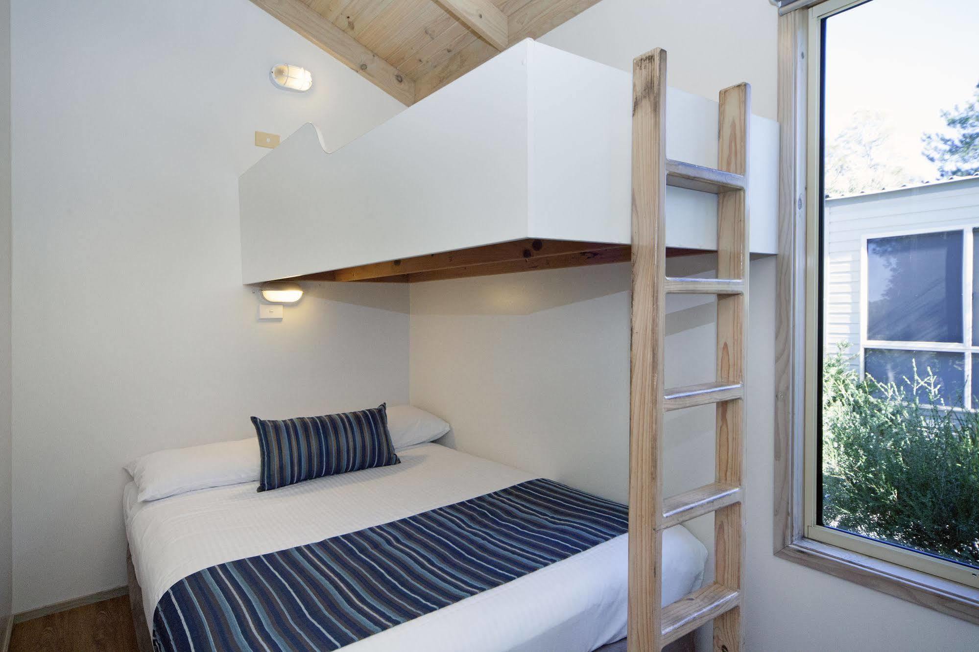 Holiday Haven Culburra Beach Hotel Екстериор снимка